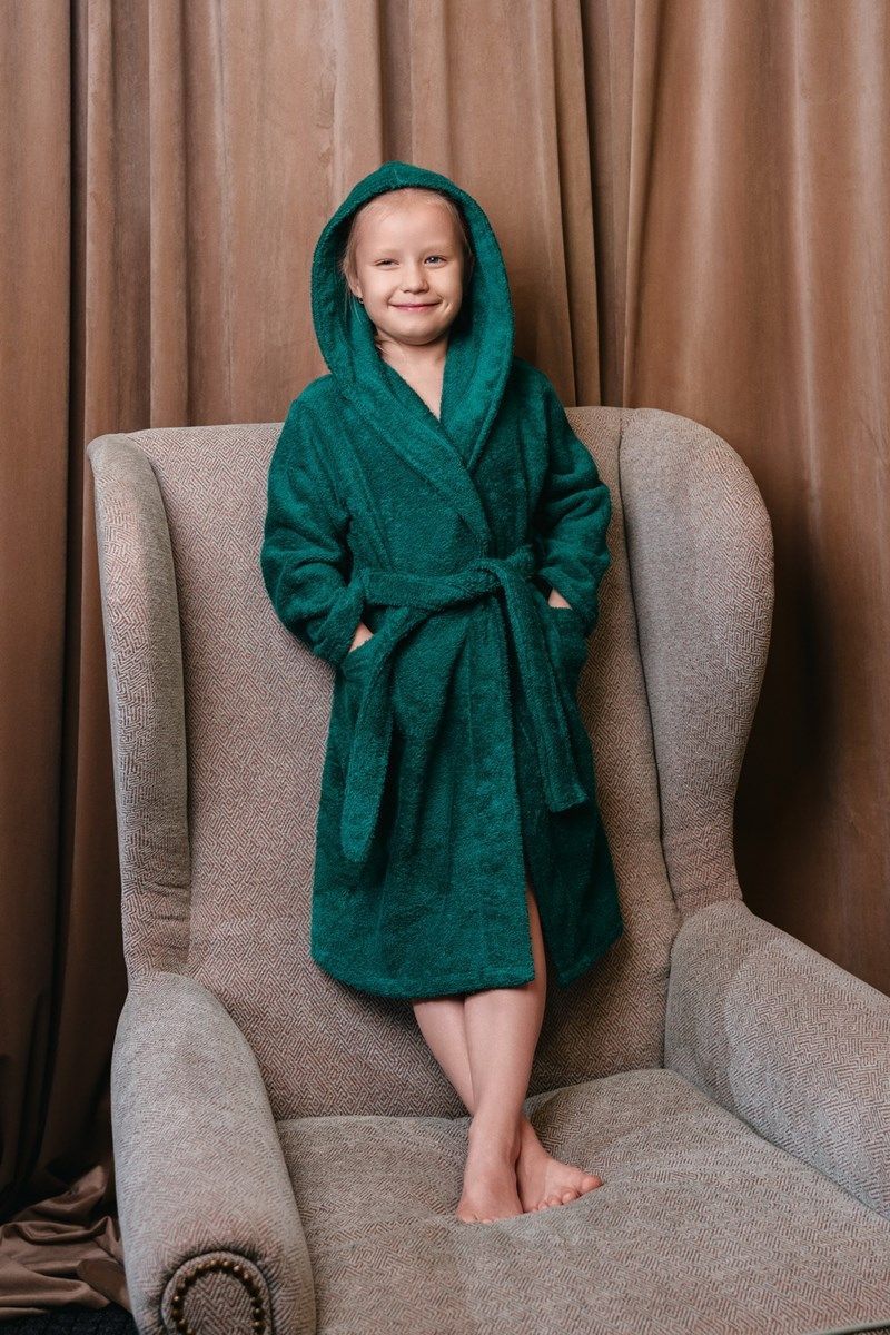 снимок Халат махровый детский с капюшоном изумруд от магазина BIO-TEXTILES ОПТ